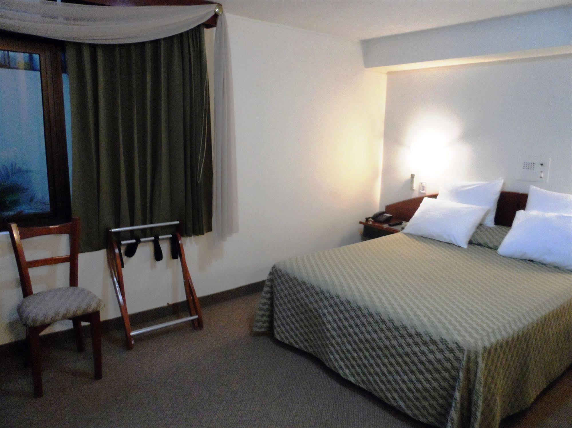 Intiotel Chiclayo Extérieur photo